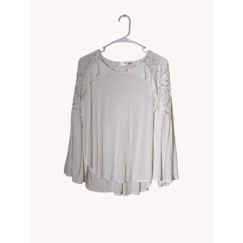 Vintage Etched Top Medium Long Bell Sleeve Lace Shoulder
